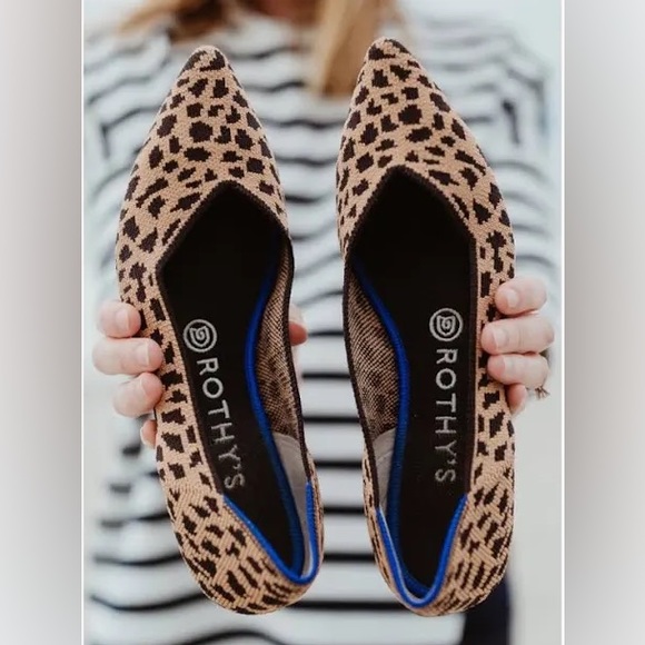 Leopard pointed toe classic retired Rothy’s - Picture 2 of 5